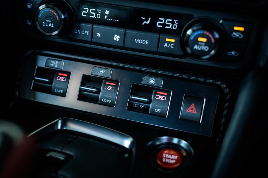  Nissan GT-R Nismo (R35) 2019 года  (JP) (фото 23 из 27)